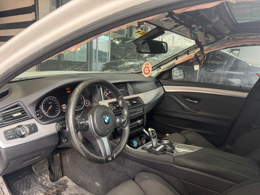 Airbag onarım sürecinden bir kare